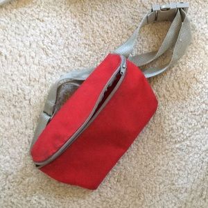 Fanny pack